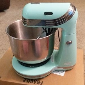 Dash everyday stand mixer (mini mixer 2.5 qt)
